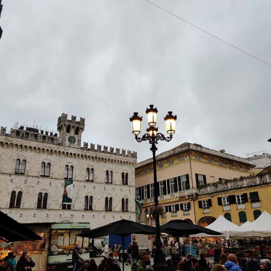 Vista Sul Carruggio, Centro Storico Di เคียวารี ภายนอก รูปภาพ